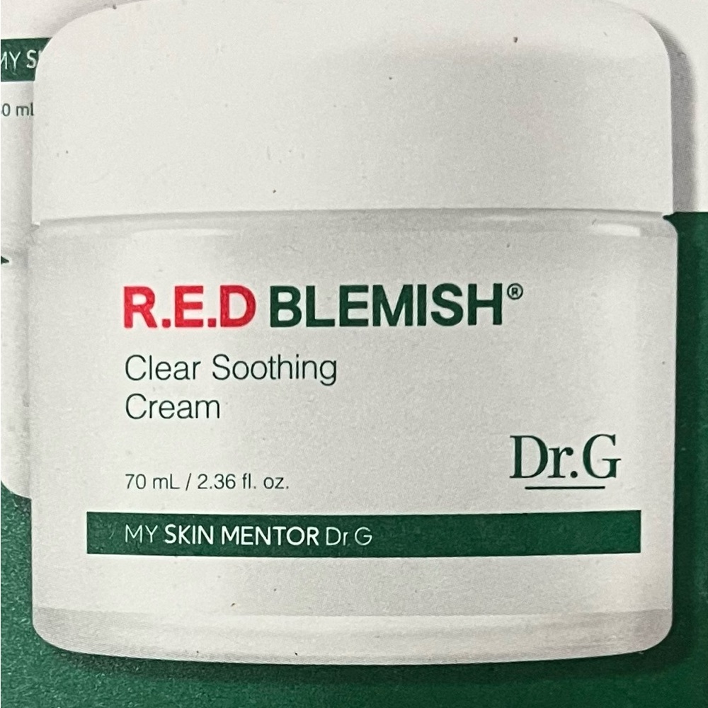 R.E.D Blemish Clear Soothing Cream - White